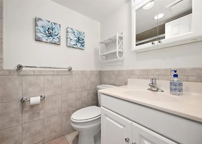 Coastal 2br With Ocean And Bay Views Private Balcony Amenities Sleeps 6 Holiday home