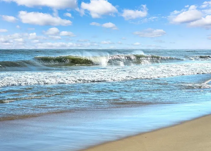 Coastal 2br With Ocean And Bay Views Private Balcony Amenities Sleeps 6 Holiday home